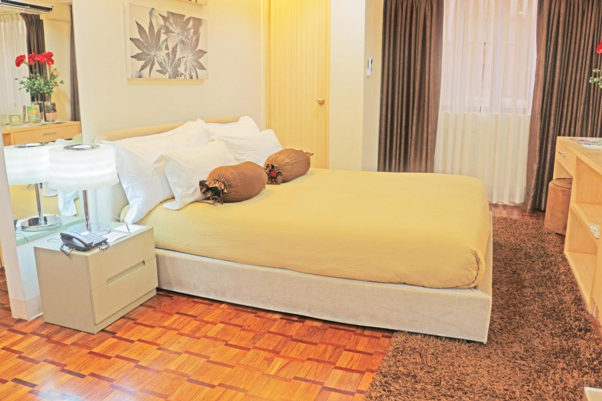 Prince Plaza II Condotel Makati City Exterior photo